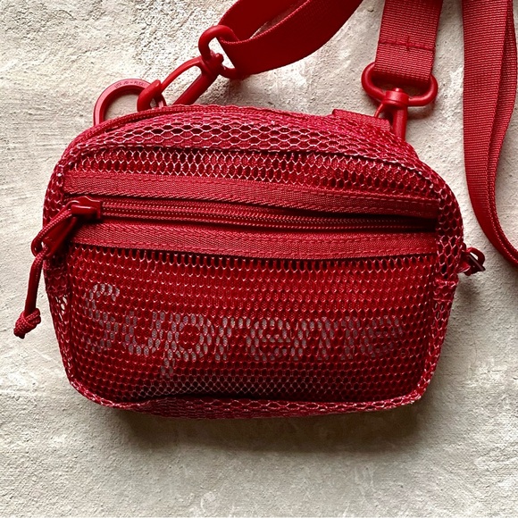 Supreme Cross Body, Small Shoulder Bag (SS20) - Picture 3 of 6